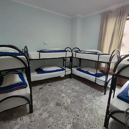 Hello Naples Hostel *